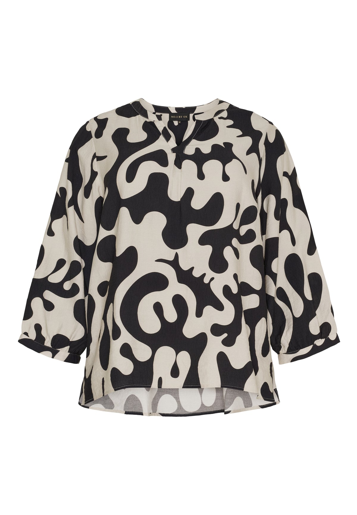 NO. 1 BY OX Bluse i klassisk print Bluser Sand w Black splatter print