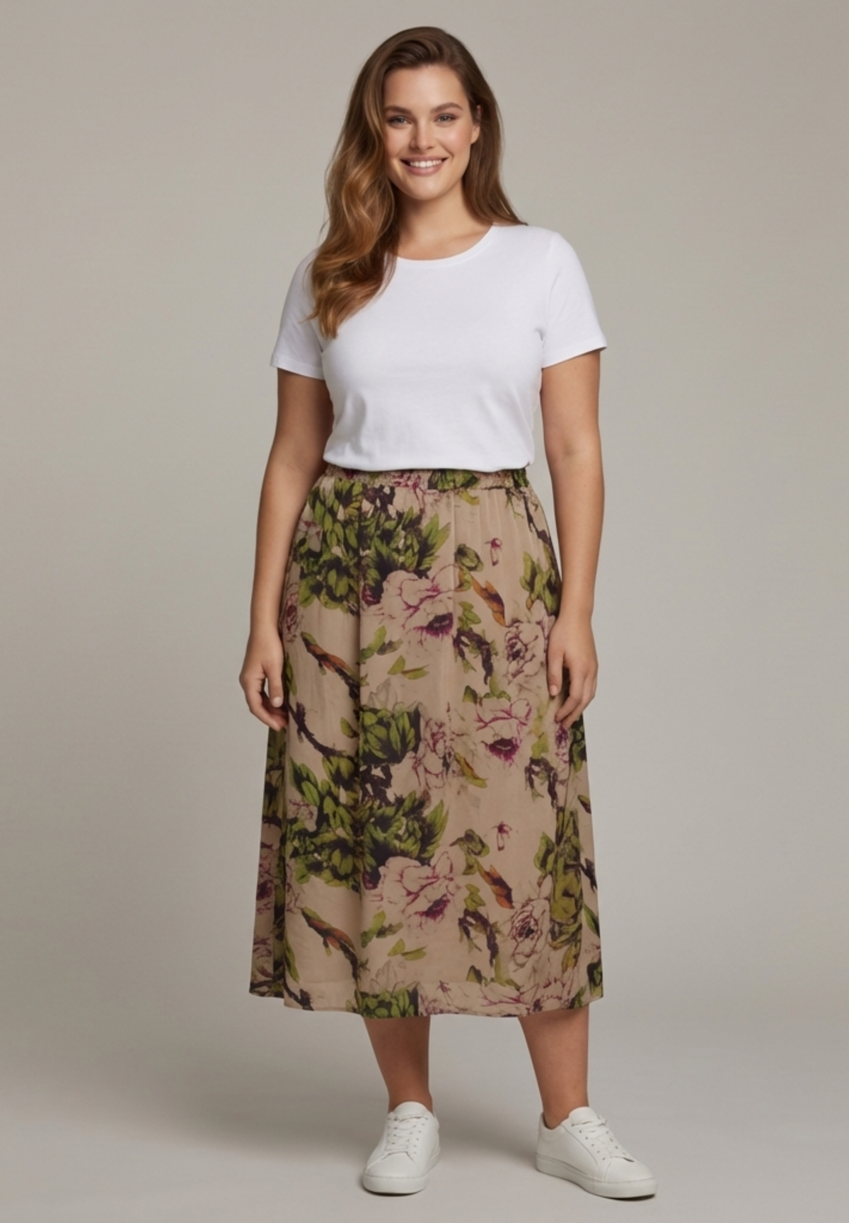 NO. 1 BY OX Elegant nederdel med blomsterprint Nederdele Sand with Flower bush print