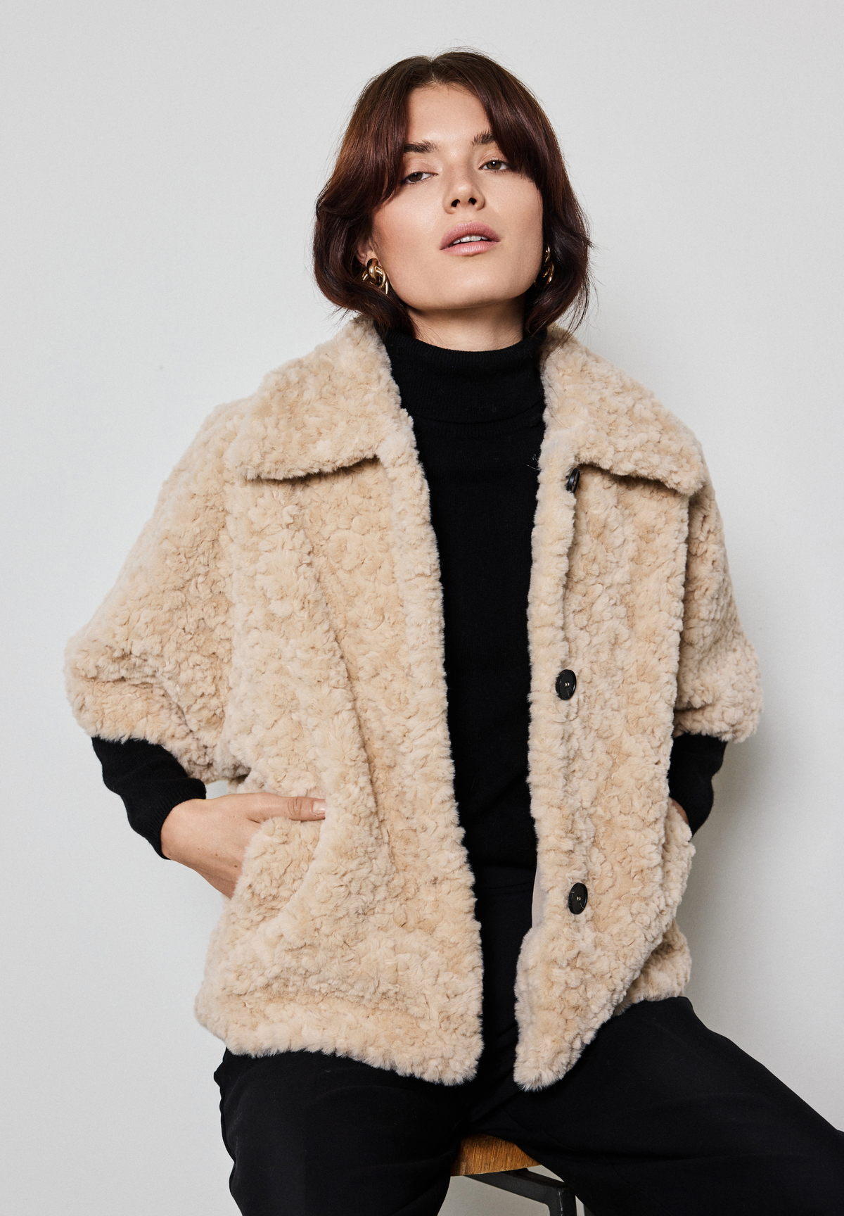 NOTYZ Faux fur jakke med korte ærmer Jakker Brun