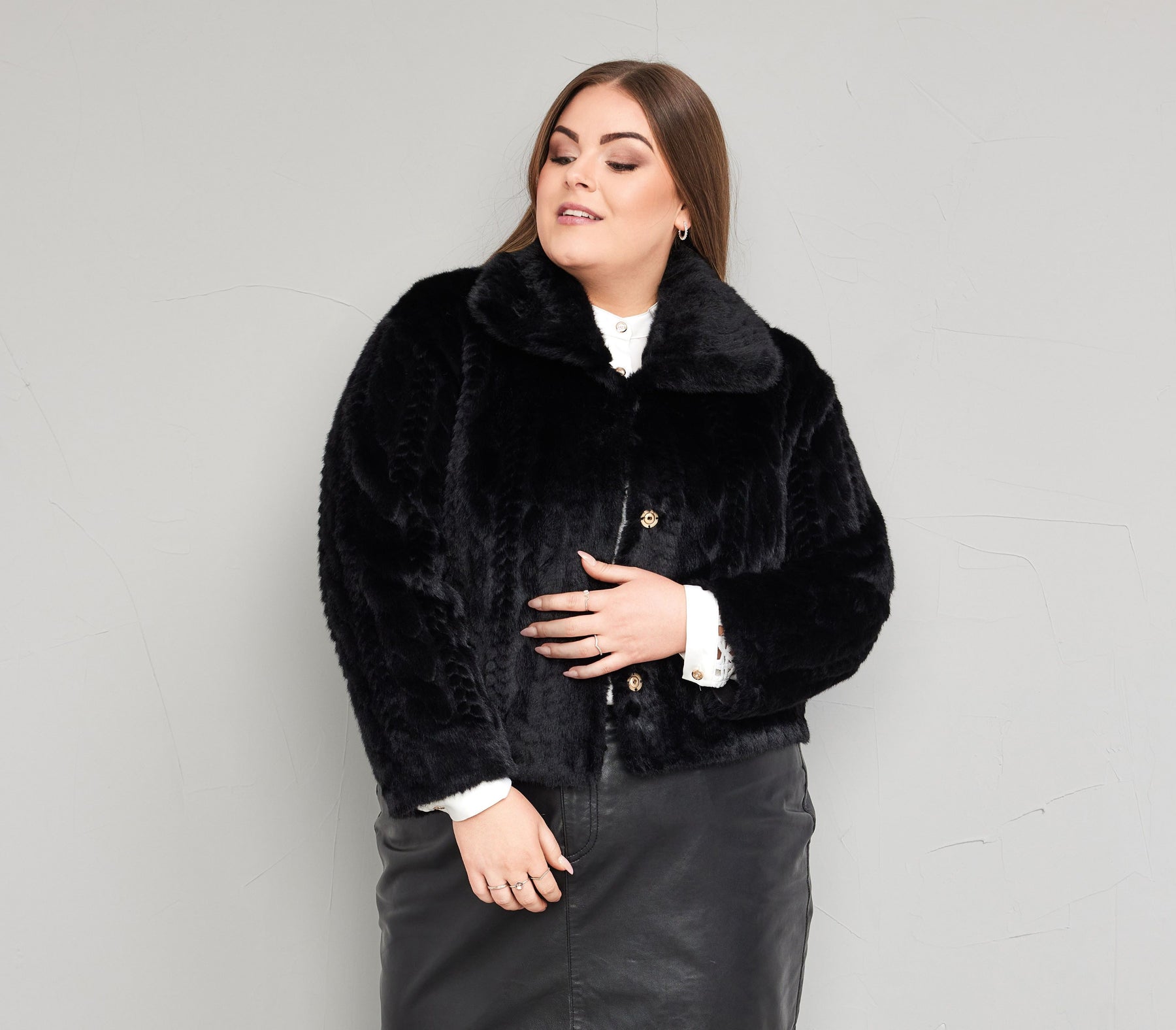 NO. 1 BY OX Imiteret mink jakke Jakker Sort