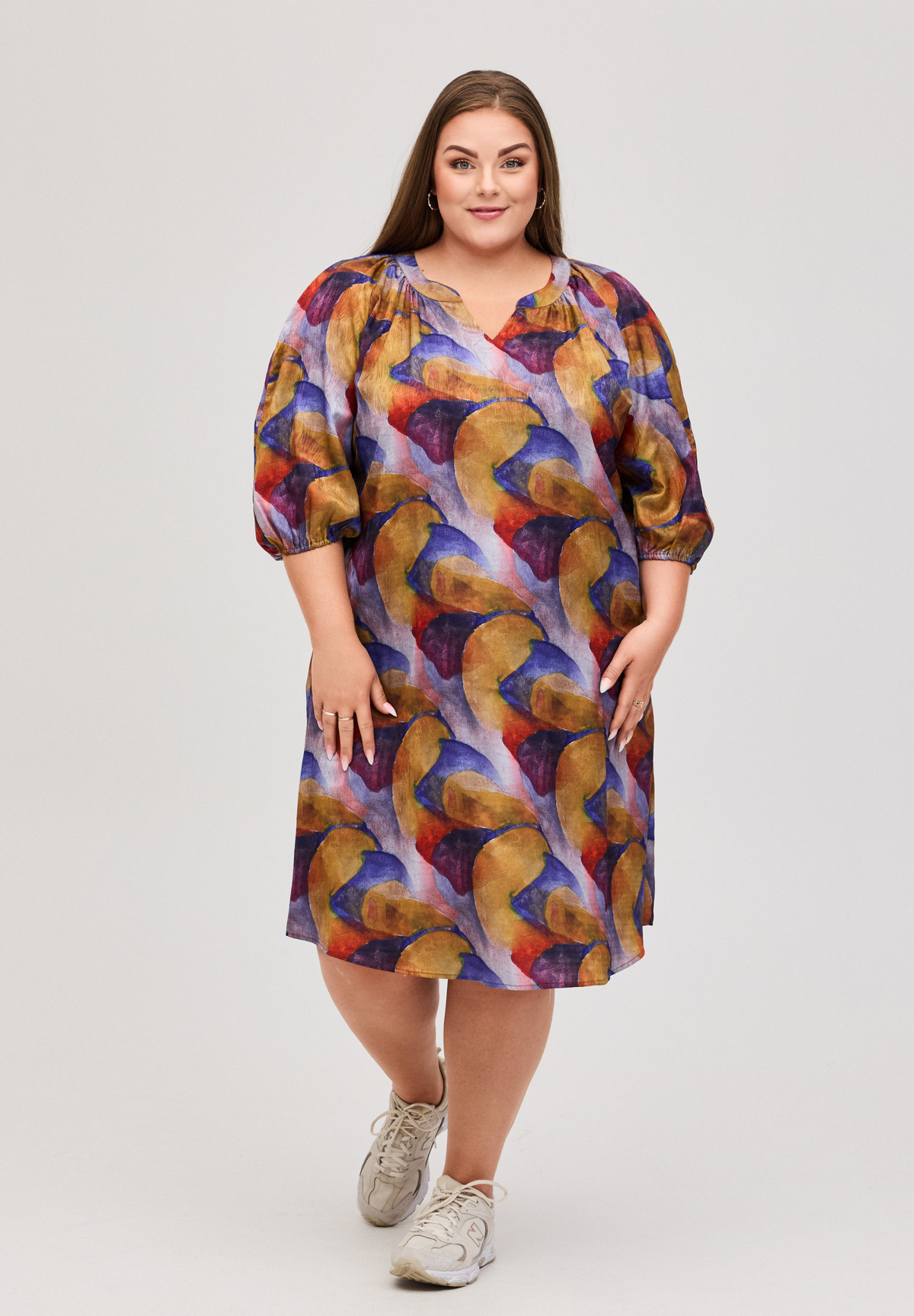 NO. 1 BY OX Kjole med farverigt print Kjoler Cobolt Blue w Pompeian Red/Apricot circles