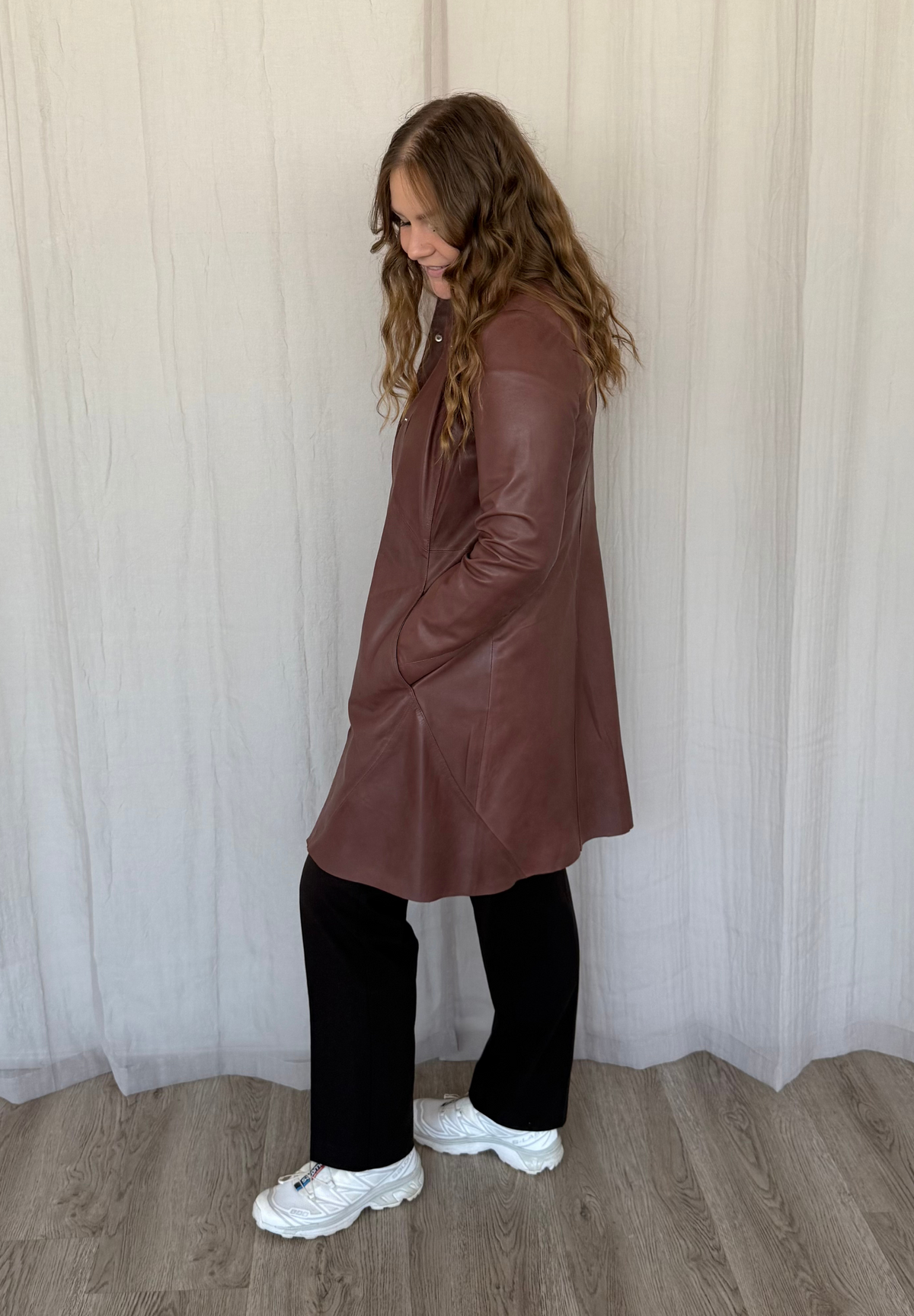 BTFCPH Lang læderjakke - KOLLEKTIONSSALG Kjoler Cappuccino