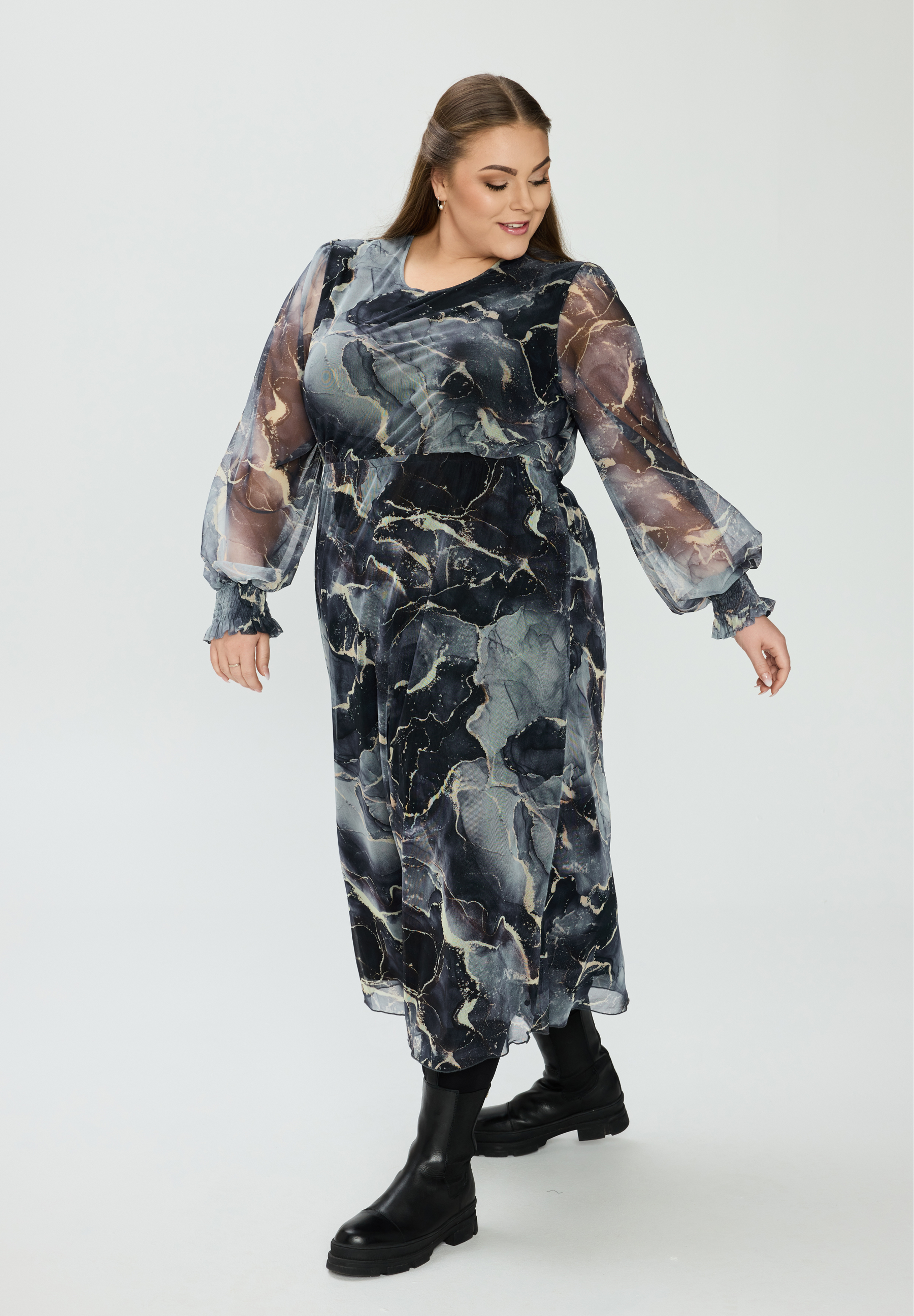 NO. 1 BY OX Long Mesh Dress w lining Kjoler Black and Grey graphic print