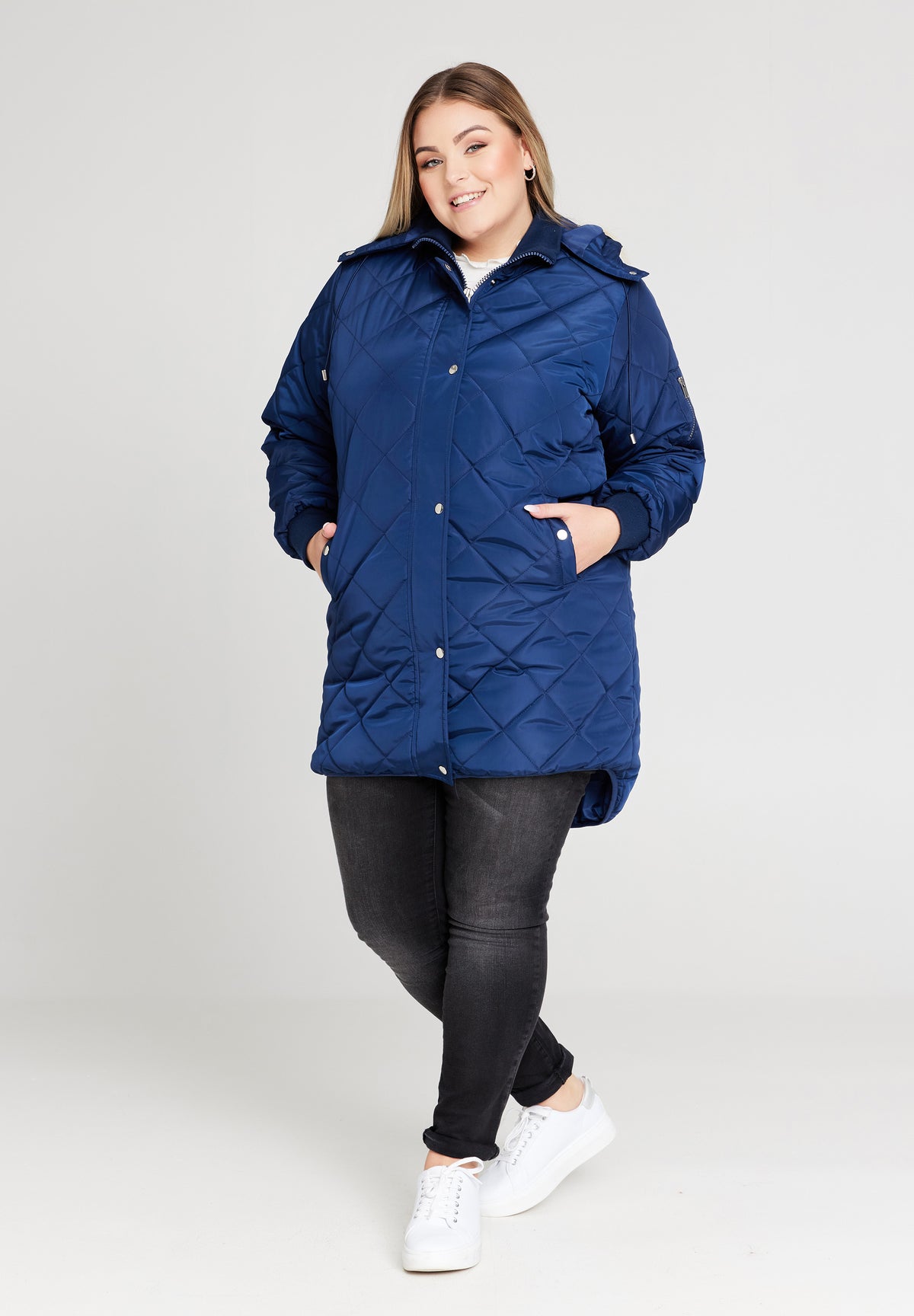 NO. 1 BY OX Quiltet jakke med aftagelig hætte Frakker Blå