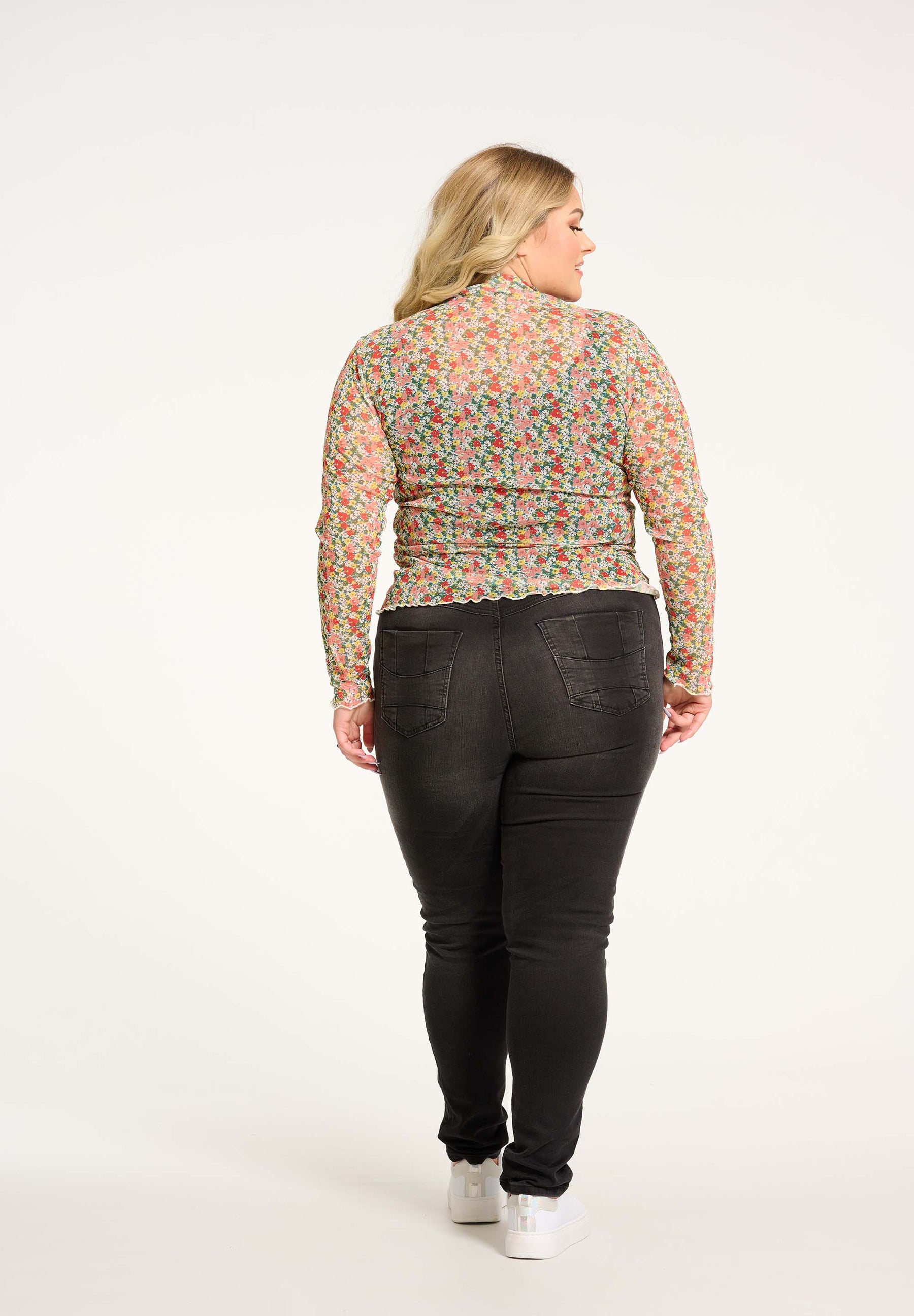 NO. 1 BY OX Blomstret mesh bluse med høj hals Bluser Multi