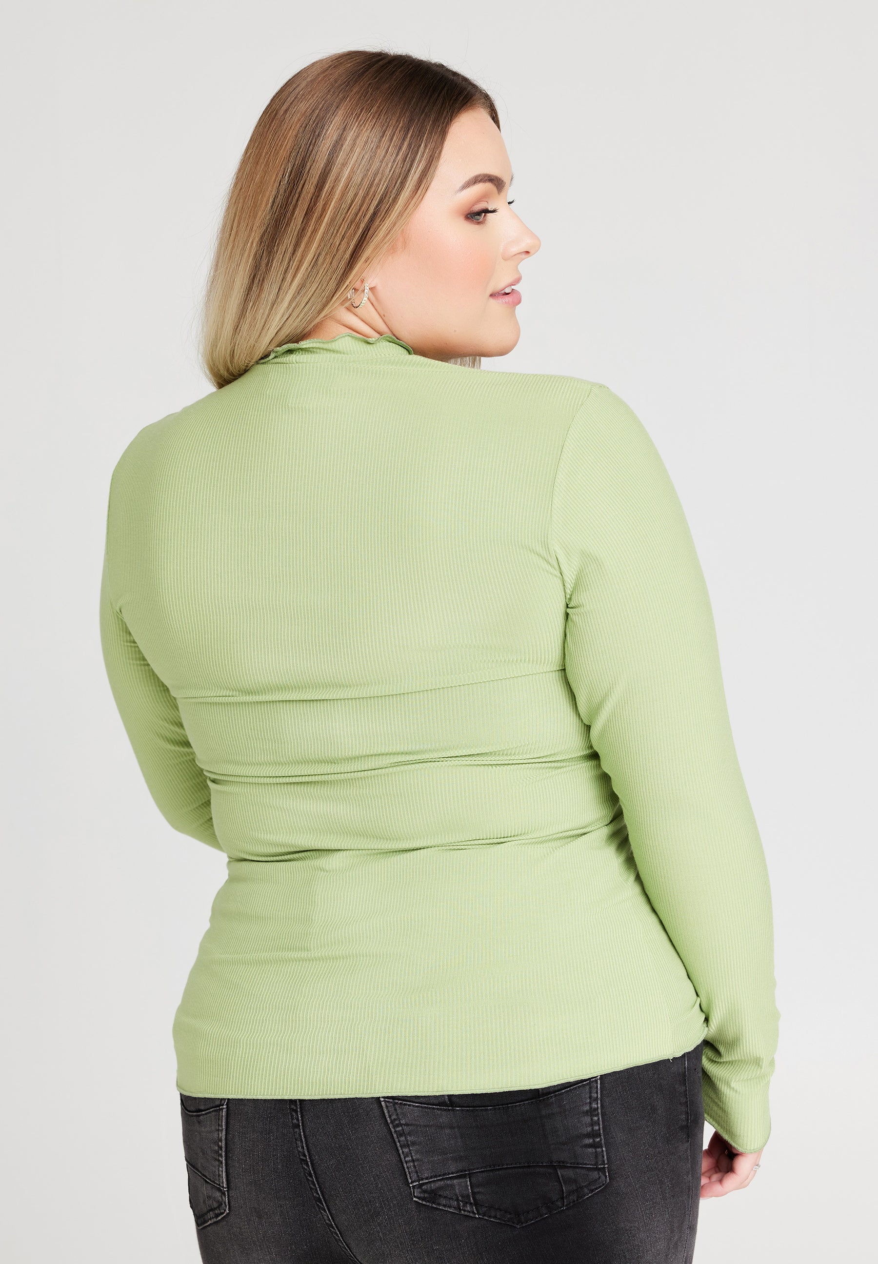 NO. 1 BY OX Bluse med bølgekant Bluser Grøn