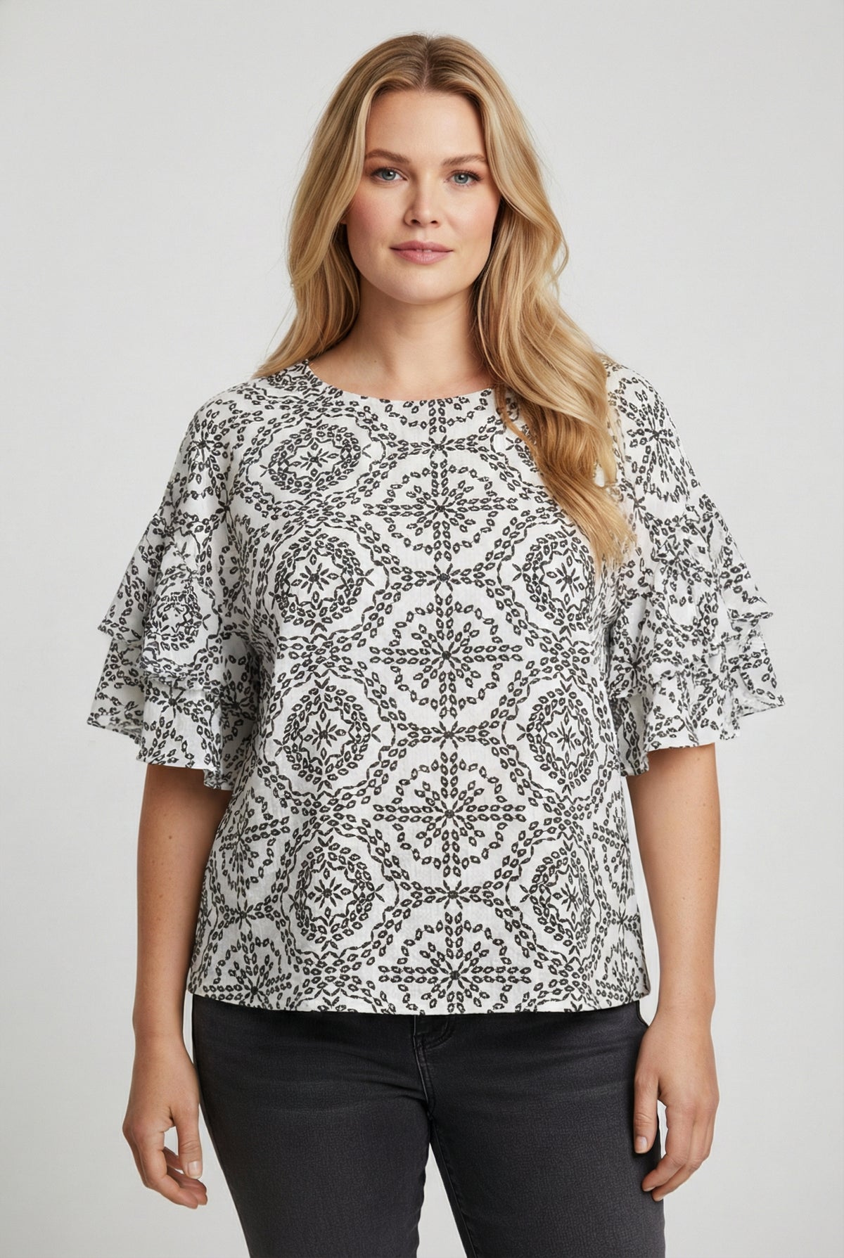 NO. 1 BY OX Bluse med korte ærmer Bluser White w Black Circle Print