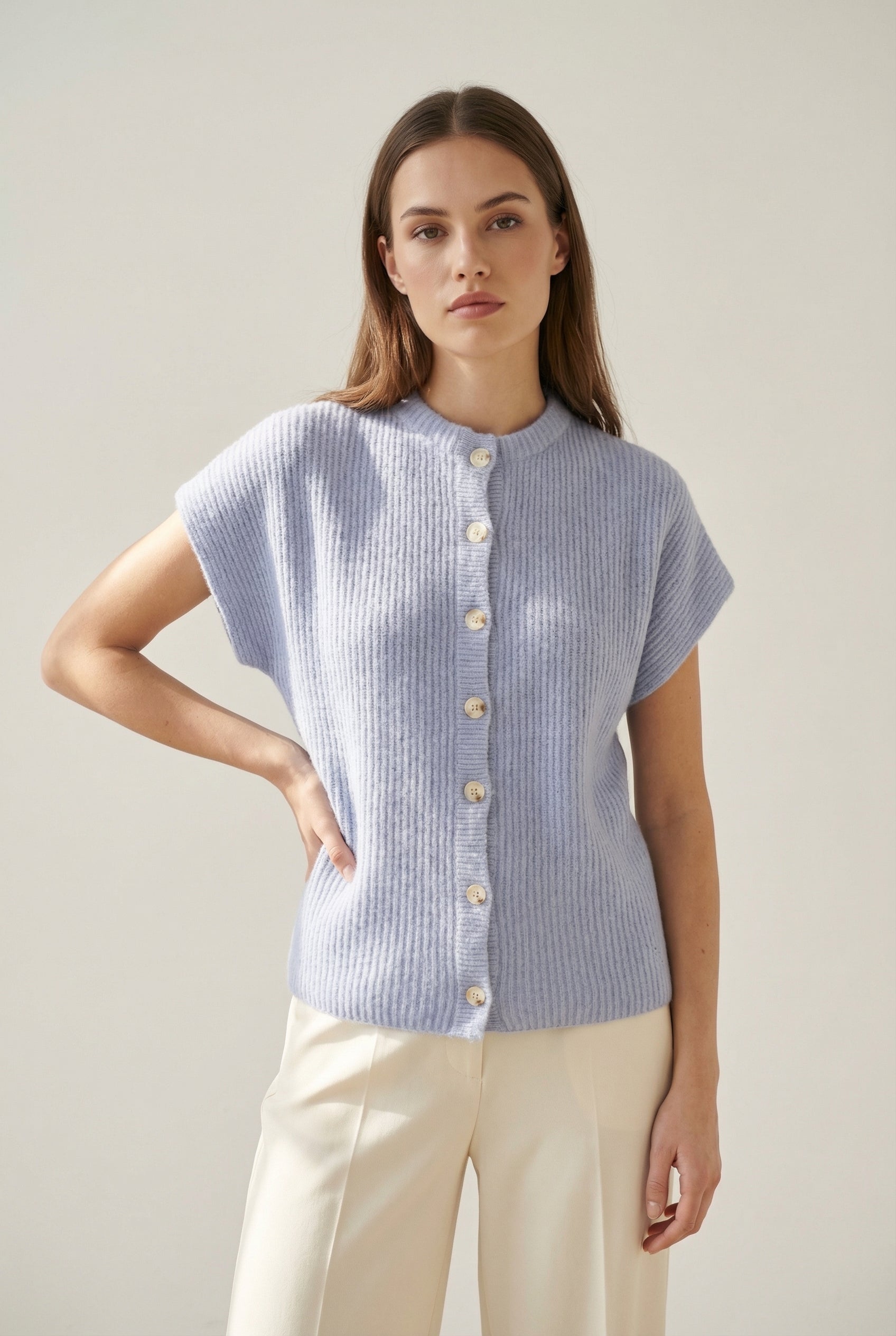 BTFCPH Cashmere cardigan med korte ærmer i vaskebjørnsgarn Veste Blå