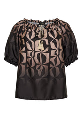 NO. 1 BY OX Elegant bluse med flæse detaljer Bluser Camel and Black Graphic print