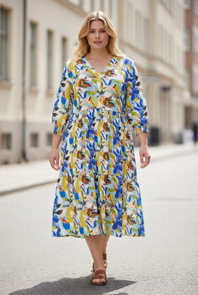 NO. 1 BY OX Kjole i smukke forårsfarver Kjoler Cream w blue and yellow flowers