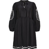 NO. 1 BY OX Kjole med broderi detaljer Kjoler Sort