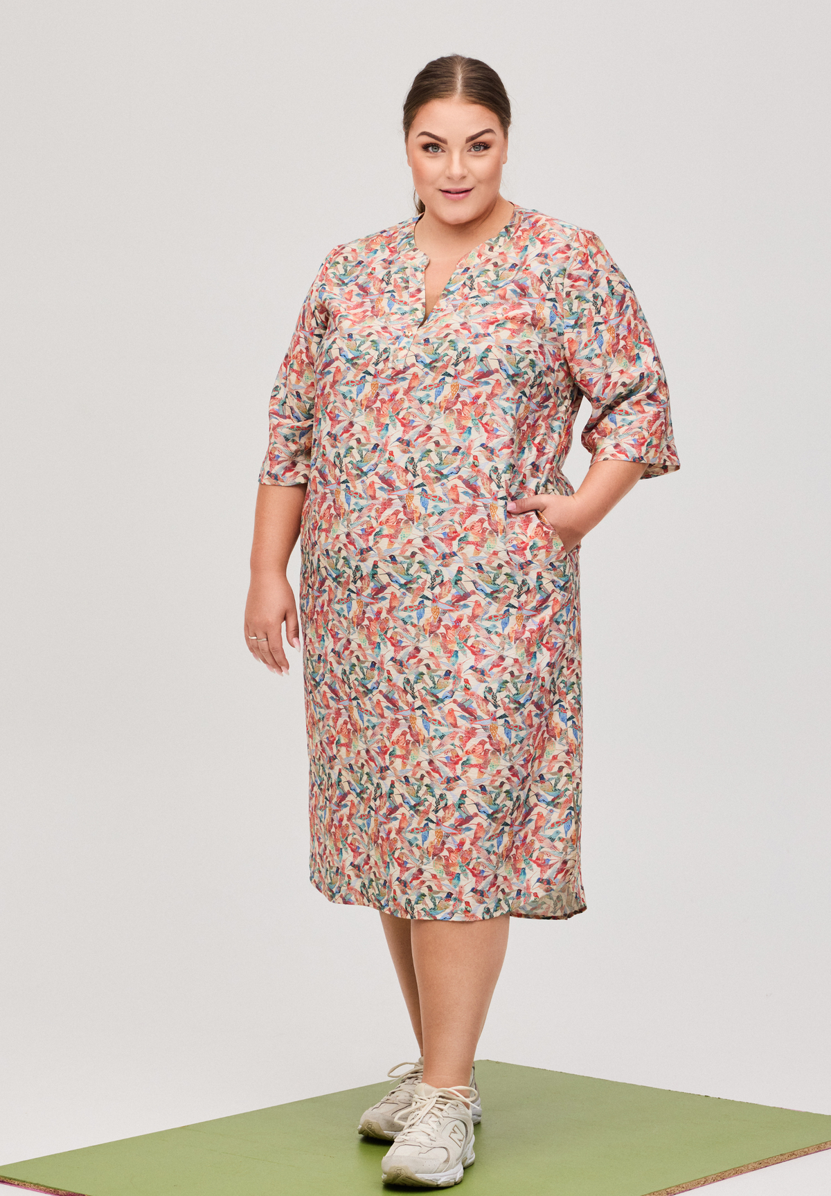 NO. 1 BY OX Kjole med fugleprint Kjoler Cream w coloured birds