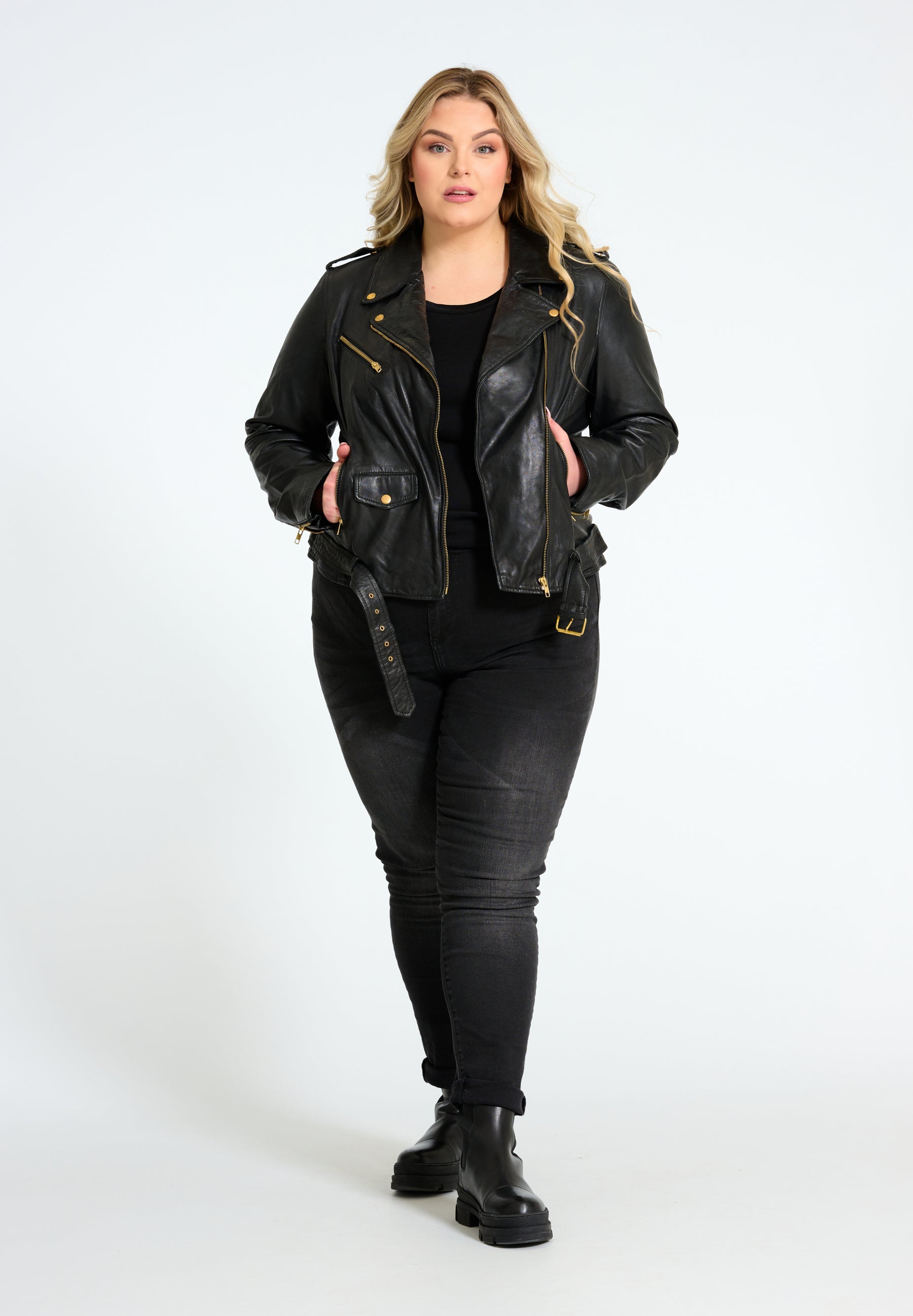 NO. 1 BY OX Læder bikerjakke med guld detaljer Jakker Sort