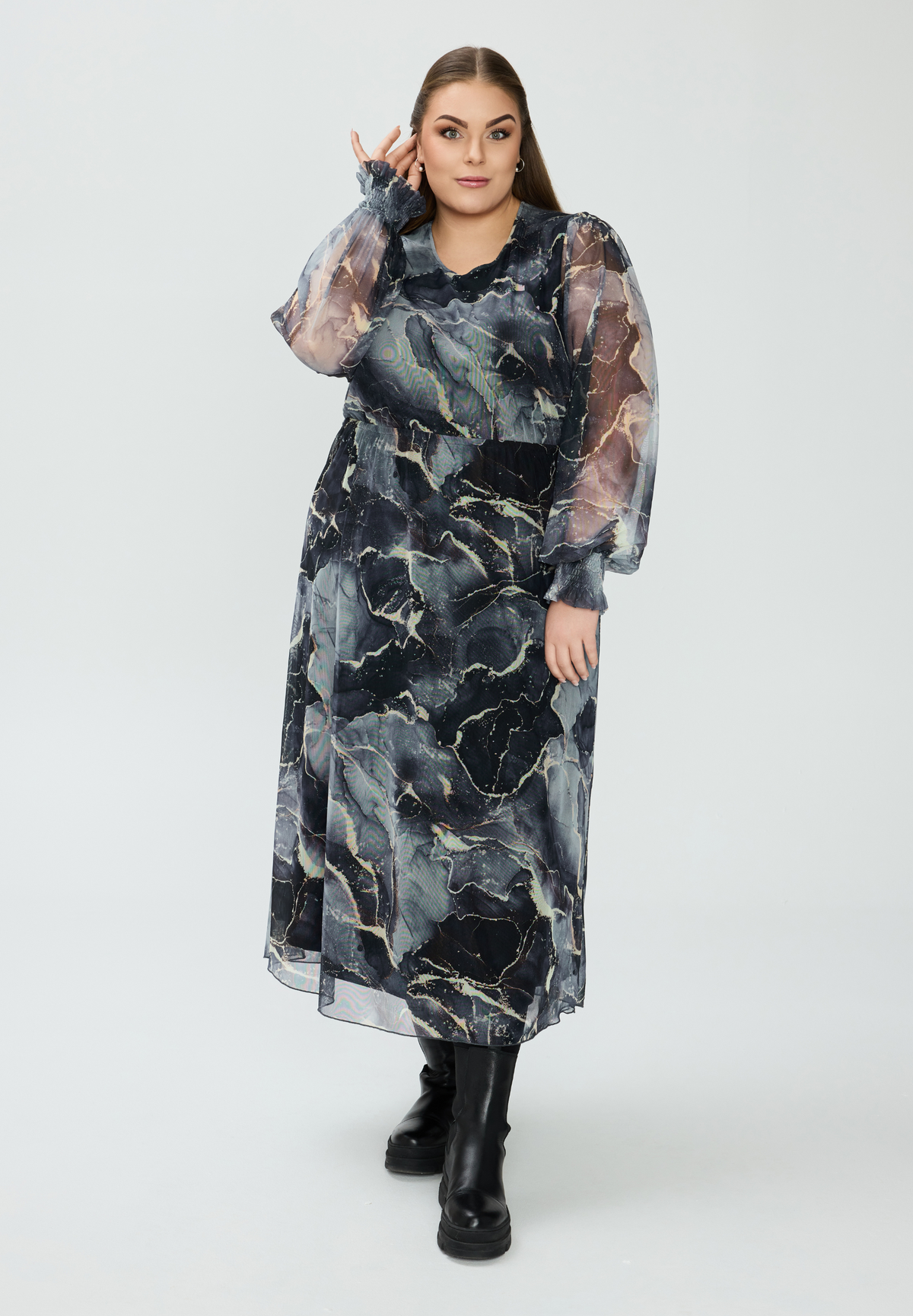 NO. 1 BY OX Long Mesh Dress w lining Kjoler Black and Grey graphic print