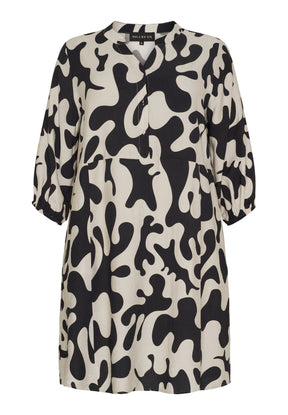NO. 1 BY OX Kjole i klassisk print Tunika Sand w Black splatter print