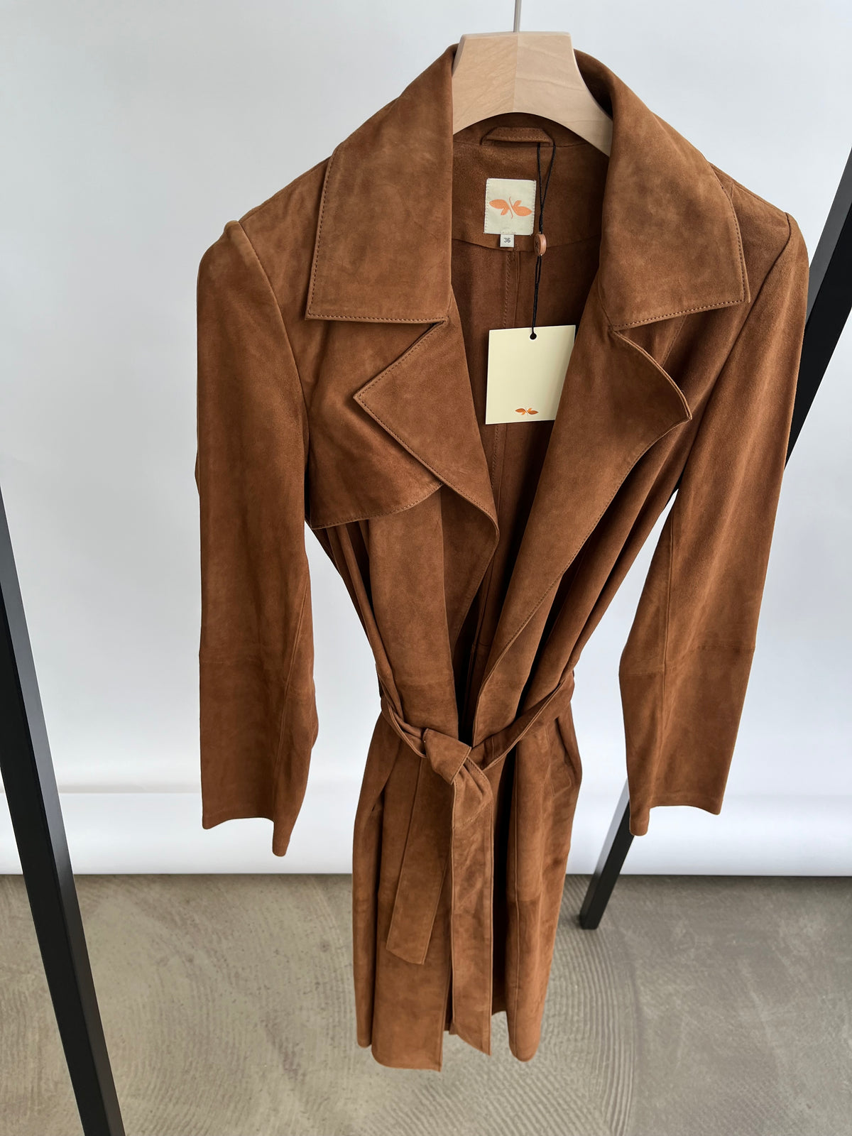 Stocklots Trenchcoat i ruskind fra BTFCPH Frakker Beige