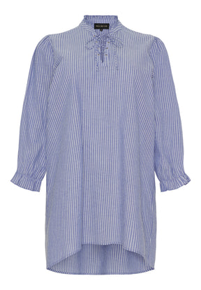 NO. 1 BY OX feminin kjole med striber Kjoler Denim blue pinstripes