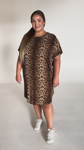 NO. 1 BY OX Kjole i leopardprint Kjoler Brown Leopard print