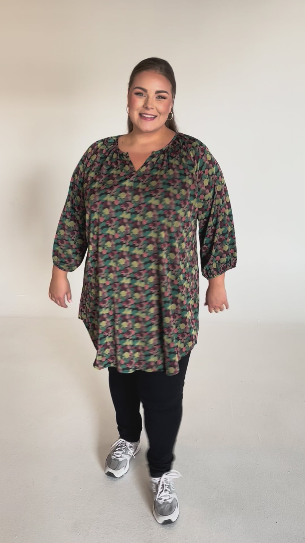 NO. 1 BY OX Tunika kjole Kjoler Black w multicoloured bubbles