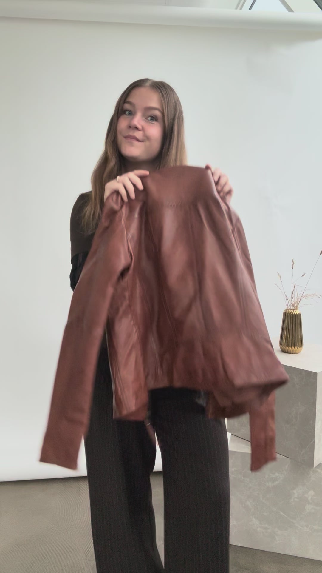 NOTYZ Klassisk og tidløs læderjakke Jakker Brun