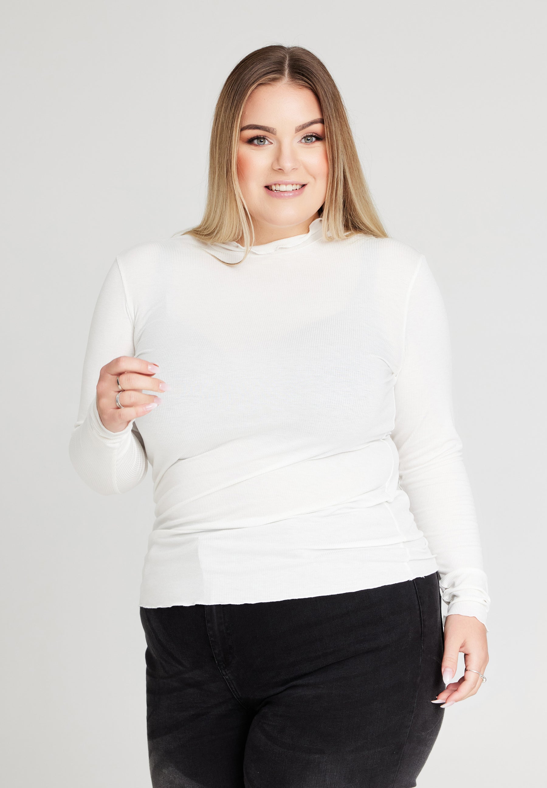 NO. 1 BY OX Bluse med bølgekant Bluser Hvid