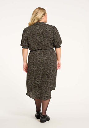 NO. 1 BY OX Kortærmet kjole med bindebånd i taljen Kjoler Sort